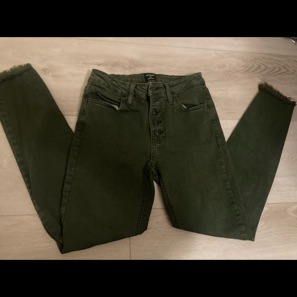 3 for $30…Dark green frayed crop jeans 26